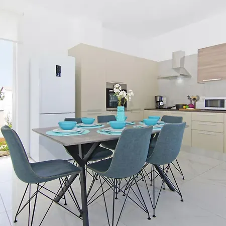 Walking Distance To Vrysoudia Beach Accommodatie bij particulieren *