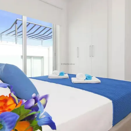 Walking Distance To Vrysoudia Beach Paralimni